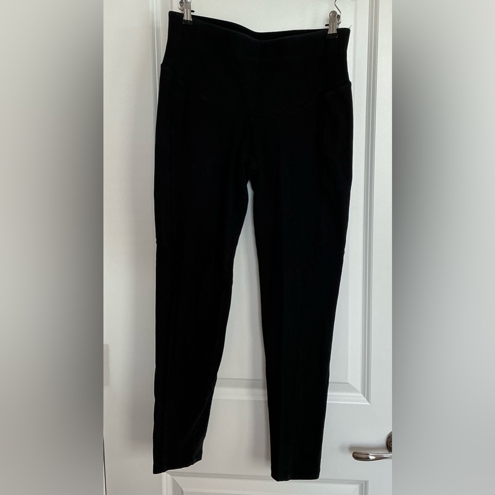 Livi Active Black Leggings